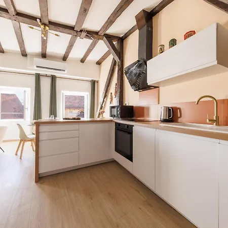 L'alcove Bourbonnaise - Au Coeur De *