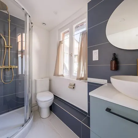 L'alcove Bourbonnaise - Au Coeur De Apartamento Montluçon